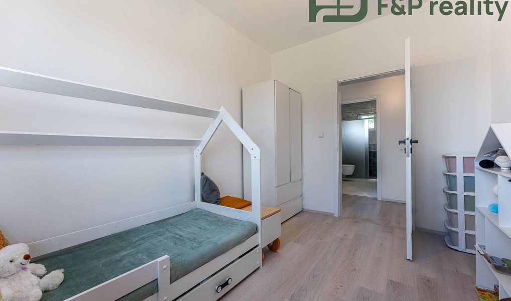 Prodej domu 112 m² s pozemkem 1 001 m², Bečváry – náhled fotky 15