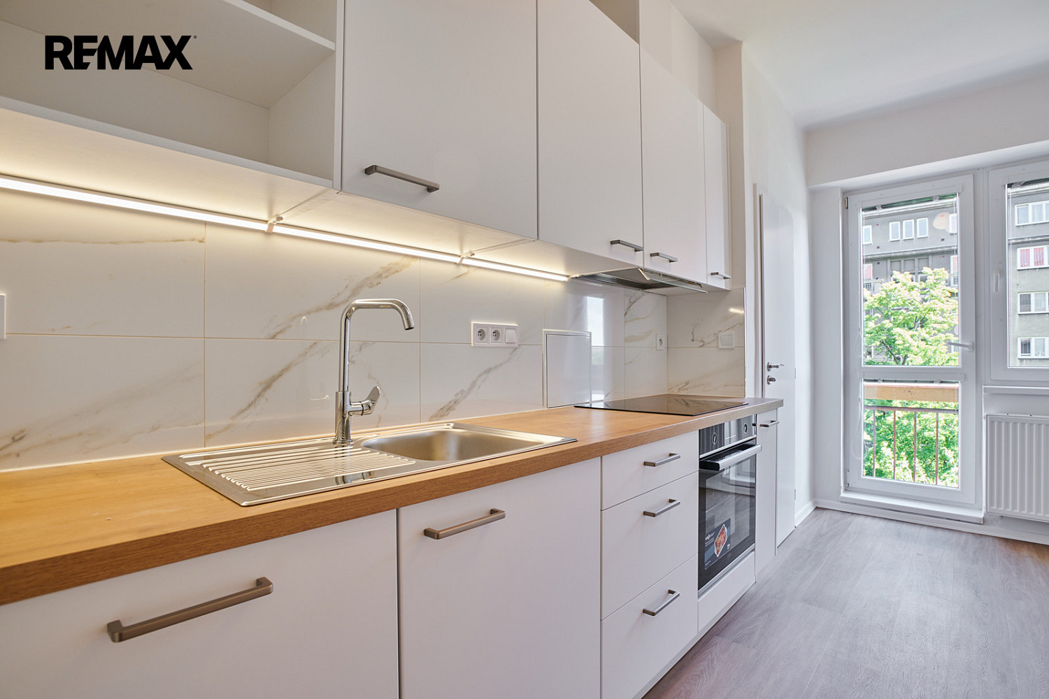 Pronájem bytu 2+1 73 m² — photo 4
