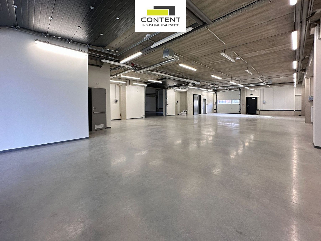 Pronájem skladovacích prostor 1 100 m² – fotografie 3