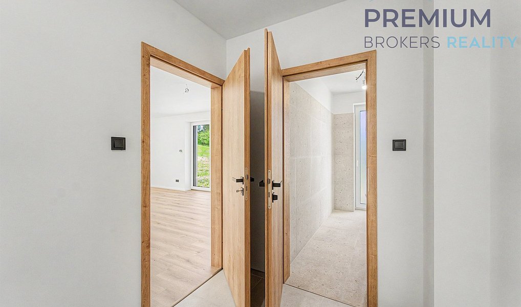Prodej domu 102 m² s pozemkem 168 m², Nové Strašecí – náhled fotky 5
