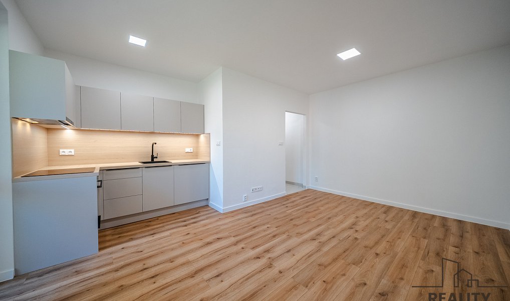 Prodej bytu 1+kk 28 m², Ostrava – náhled fotky 7