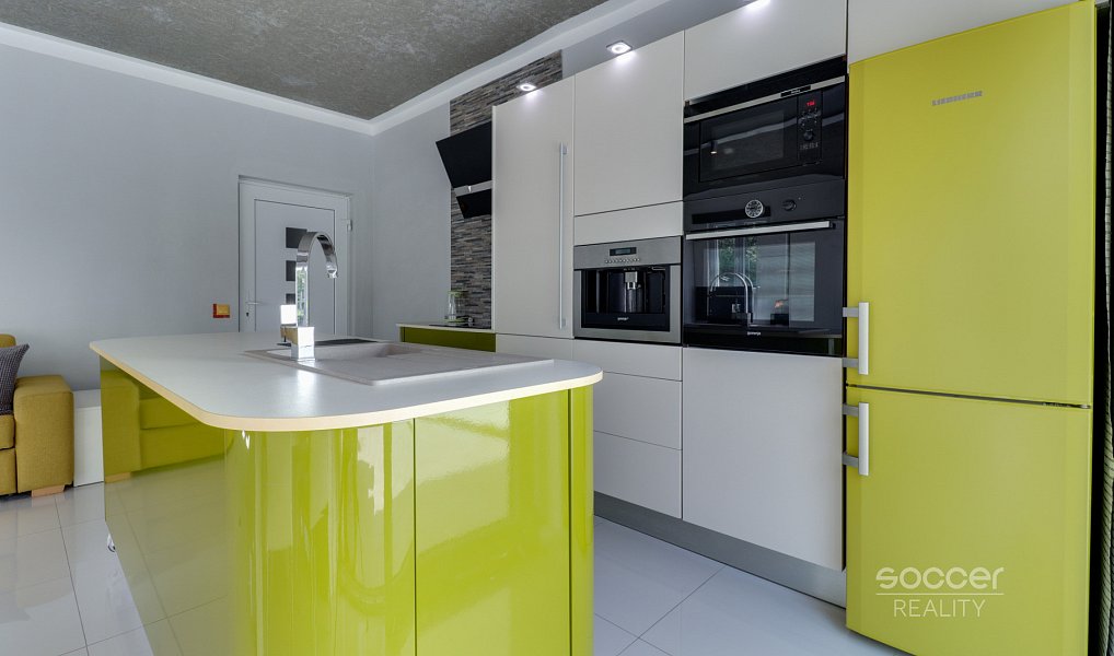 Pronájem bytu 1+kk 65 m², Vojkovice – náhled fotky 12