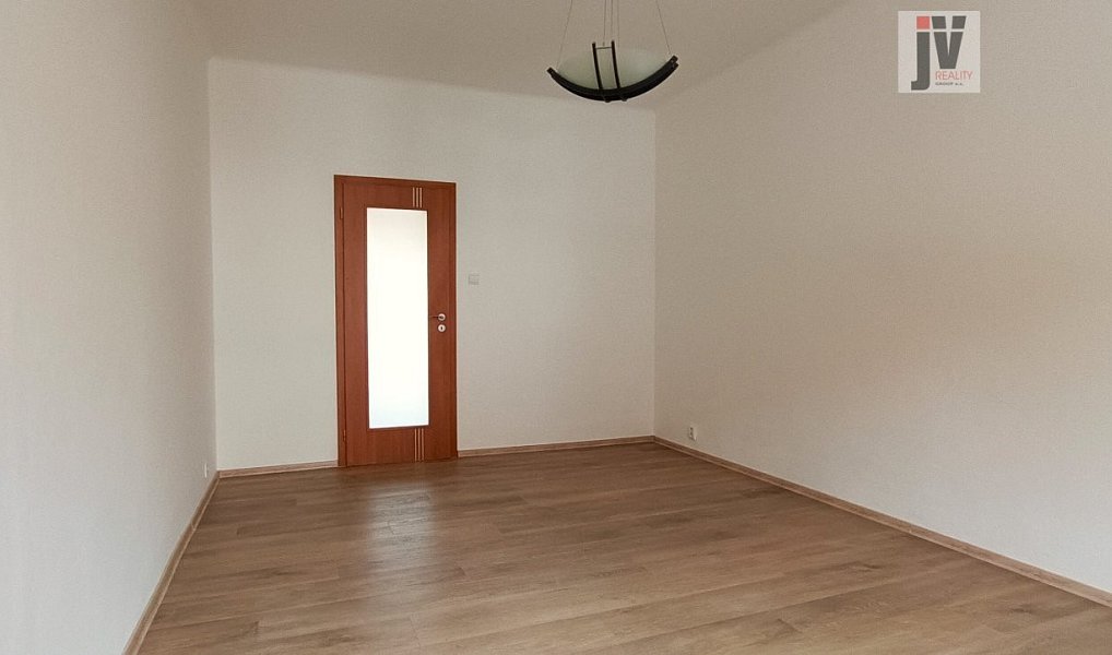 Pronájem bytu 2+1 68 m², Plzeň – náhled fotky 2