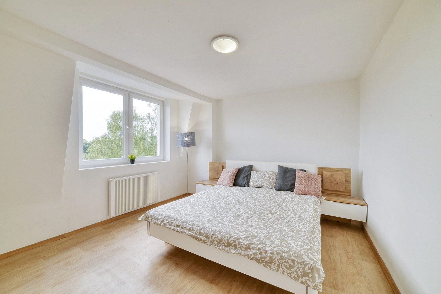 Pronájem bytu 2+kk 45 m² – fotografie 5