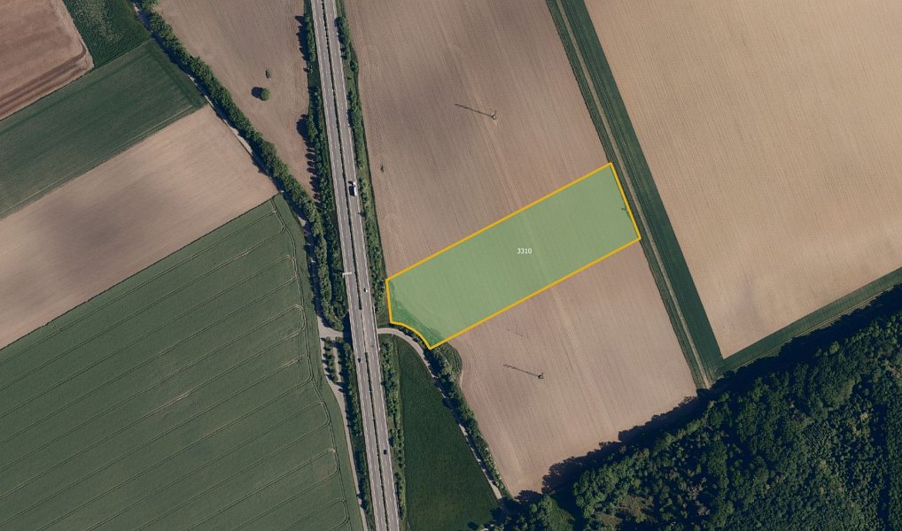 Prodej pole 28 403 m², Tlumačov – náhled fotky 2