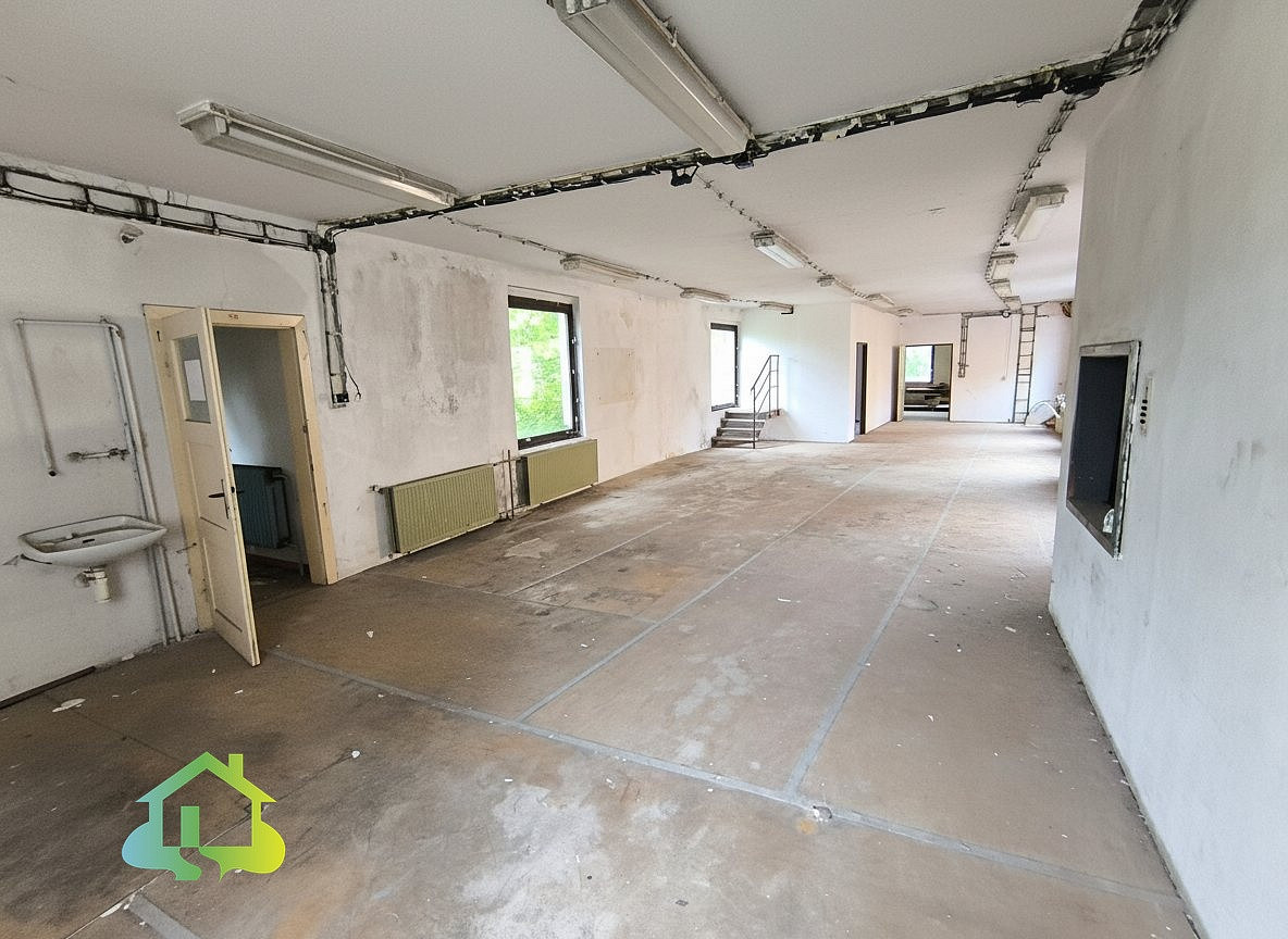 Prodej skladovacích prostor 540 m² – fotografie 2
