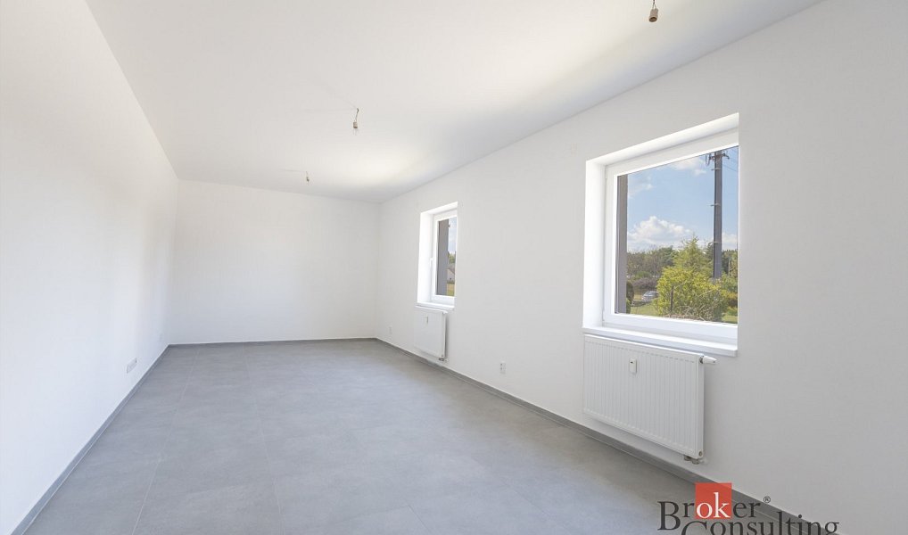 Prodej bytu 1+kk 40 m², Luže – náhled fotky 8