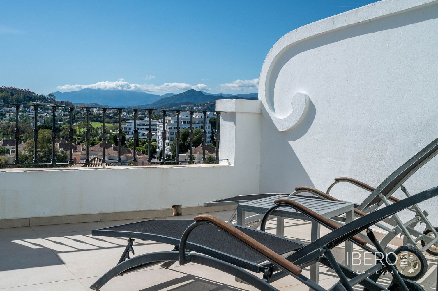 Casa 4+kk – Marbella, Nueva Andalucía - Vista 4
