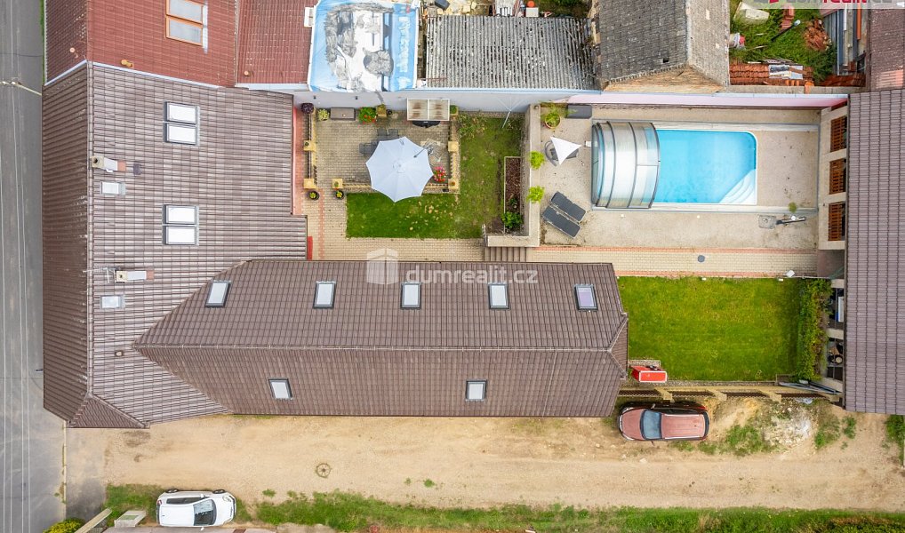 Prodej domu 300 m² s pozemkem 300 m², Roudnice nad Labem – náhled fotky 40