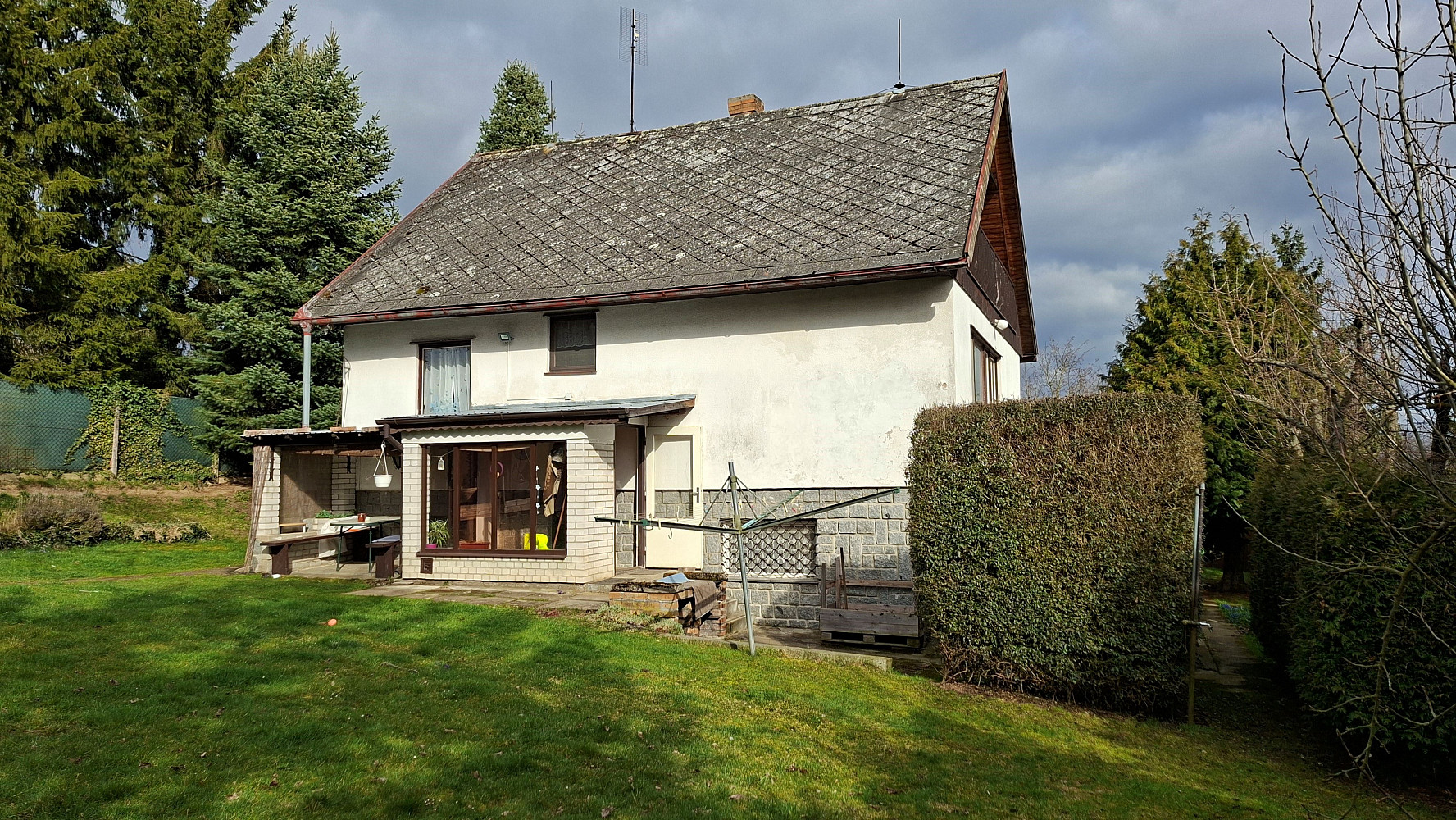 Prodej domu 300 m² s pozemkem 1 090 m² – pohled 3
