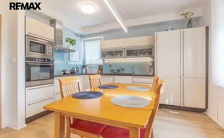 Prodej bytu 4+kk 94 m², V javorech, Praha 9 - Horní Počernice