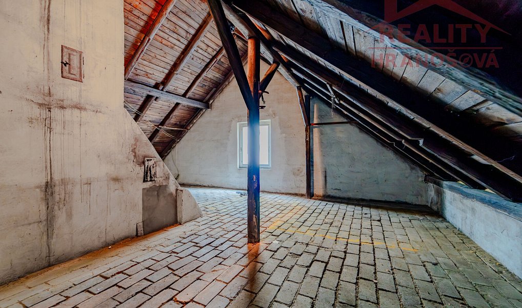 Prodej domu 200 m² s pozemkem 459 m², Ostrava – náhled fotky 13