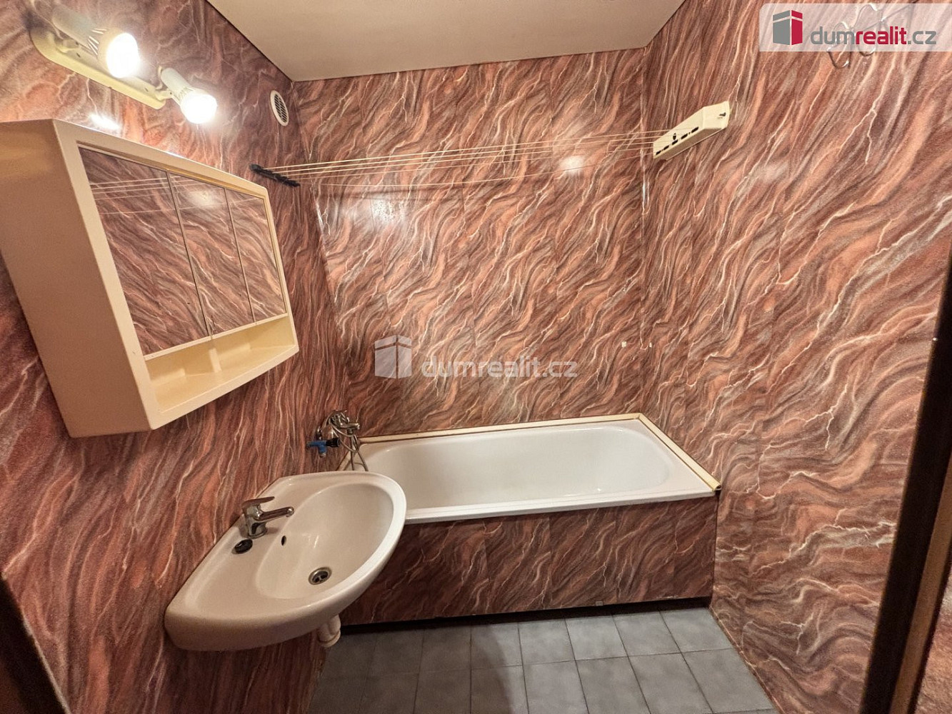 Pronájem bytu 3+1 70 m² – fotografie 4