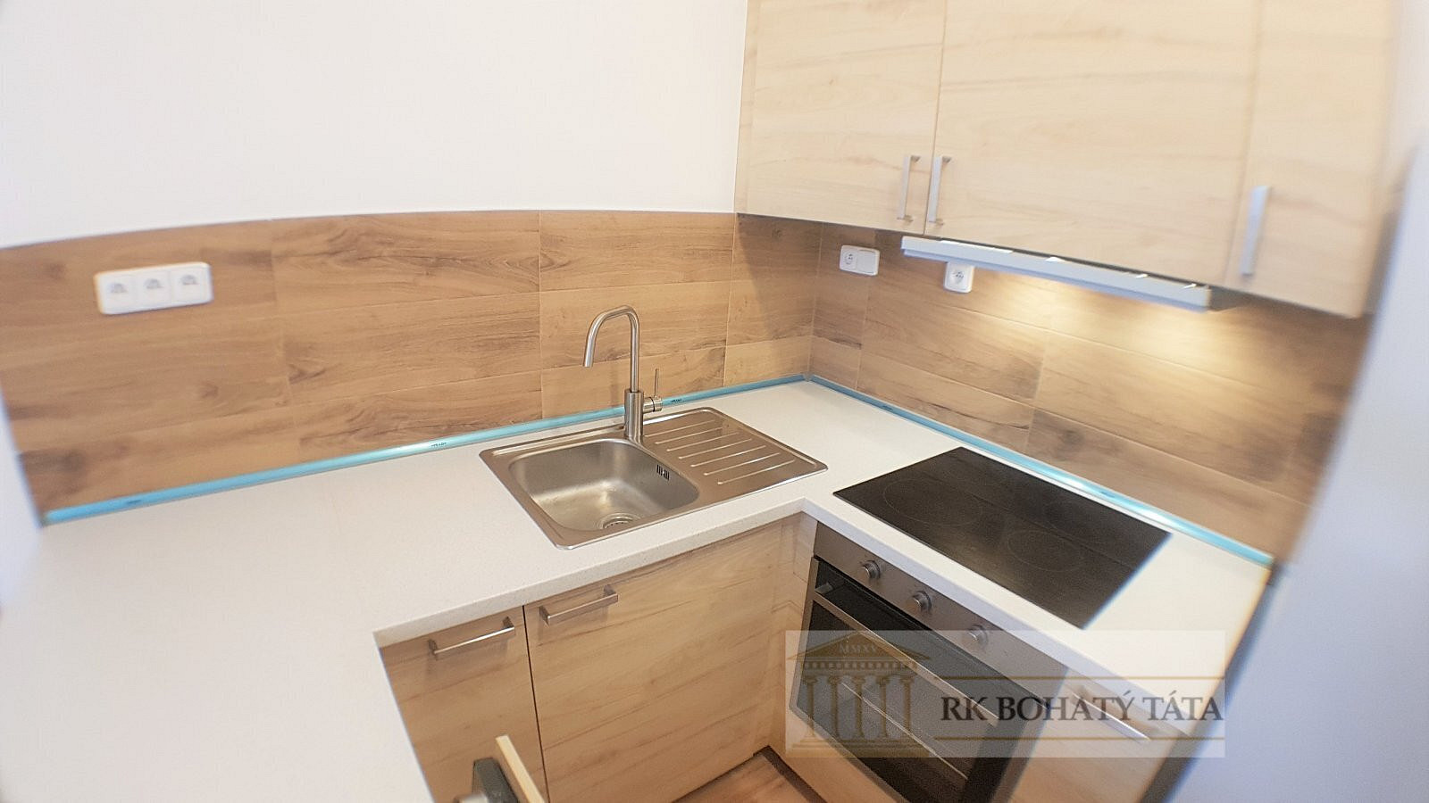 Pronájem bytu 2+kk 51 m² – fotografie 4