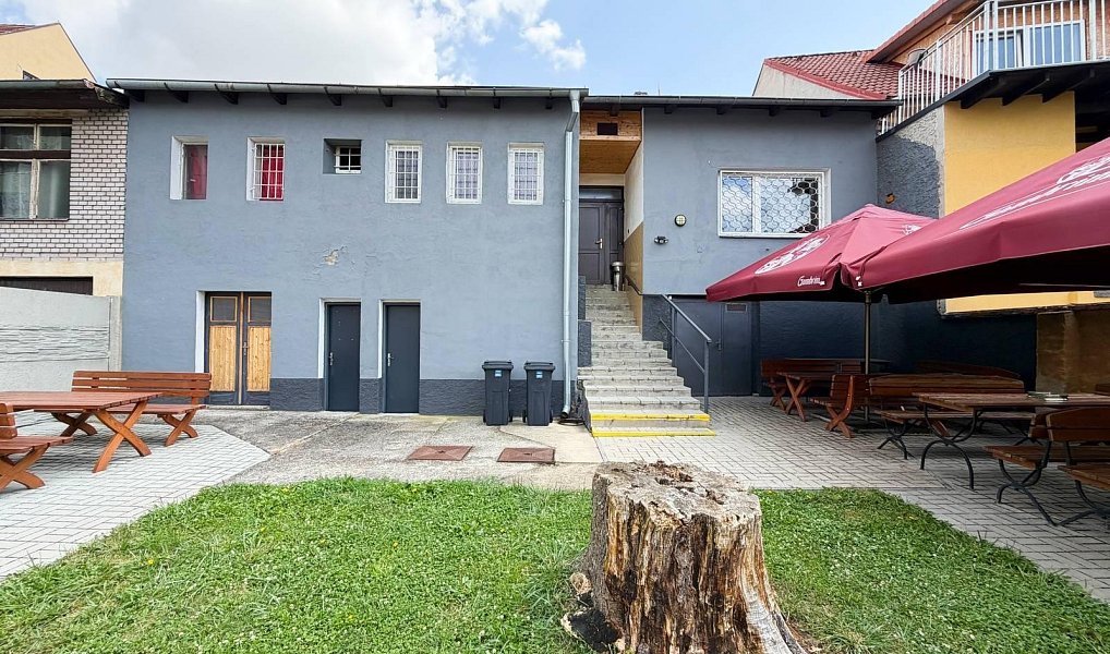Prodej restaurace 180 m², Podbořany – náhled fotky 8