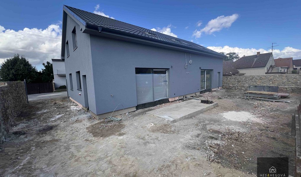 Prodej domu 146 m² s pozemkem 70 m², Vysoký Újezd – náhled fotky 23