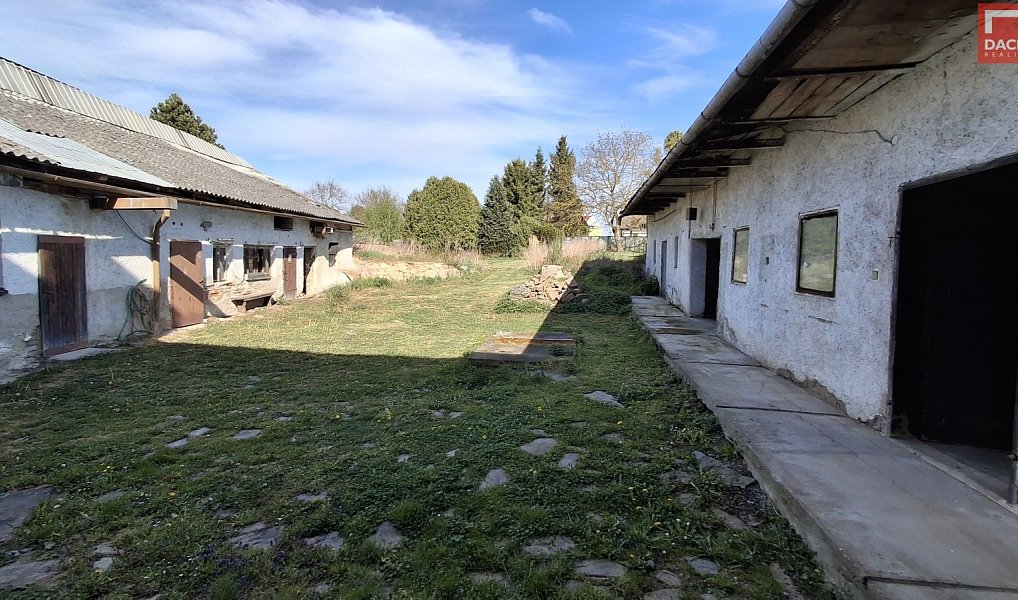 Prodej domu 536 m² s pozemkem 2 011 m², Tršice – náhled fotky 11