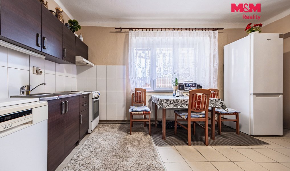 Prodej domu 105 m² s pozemkem 641 m², Chotětov – náhled fotky 2