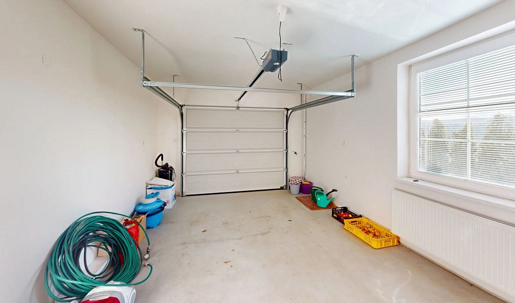 Prodej domu 424 m² s pozemkem 1 557 m², Hradištko – náhled fotky 11