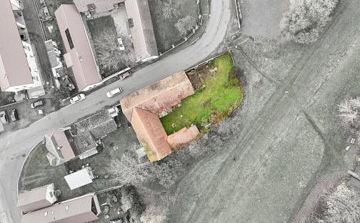 Prodej domu 180 m² s pozemkem 627 m², Dobšice, okres Nymburk