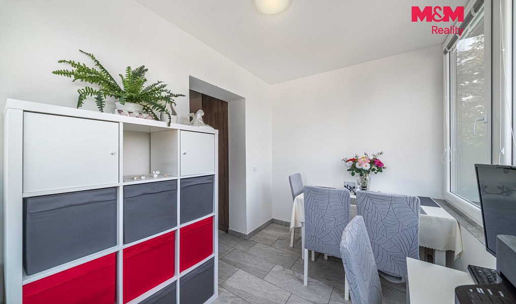 Prodej bytu 4+kk 64 m², Lochovice – náhled fotky 13
