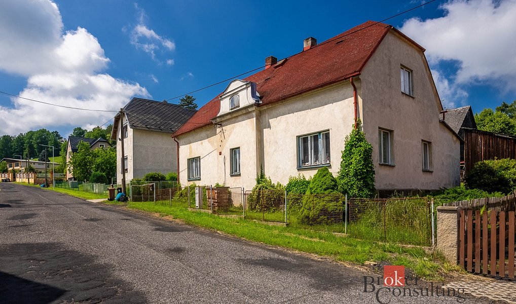 Prodej domu 225 m² s pozemkem 1 749 m², Velký Šenov – náhled fotky 5