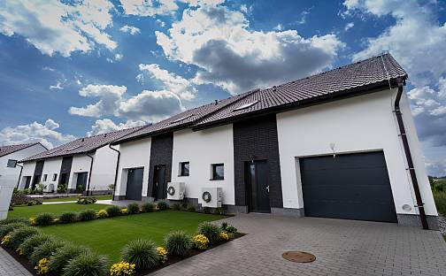Prodej domu 146 m² s pozemkem 576 m², U Karlovarky, Stochov, okres Kladno