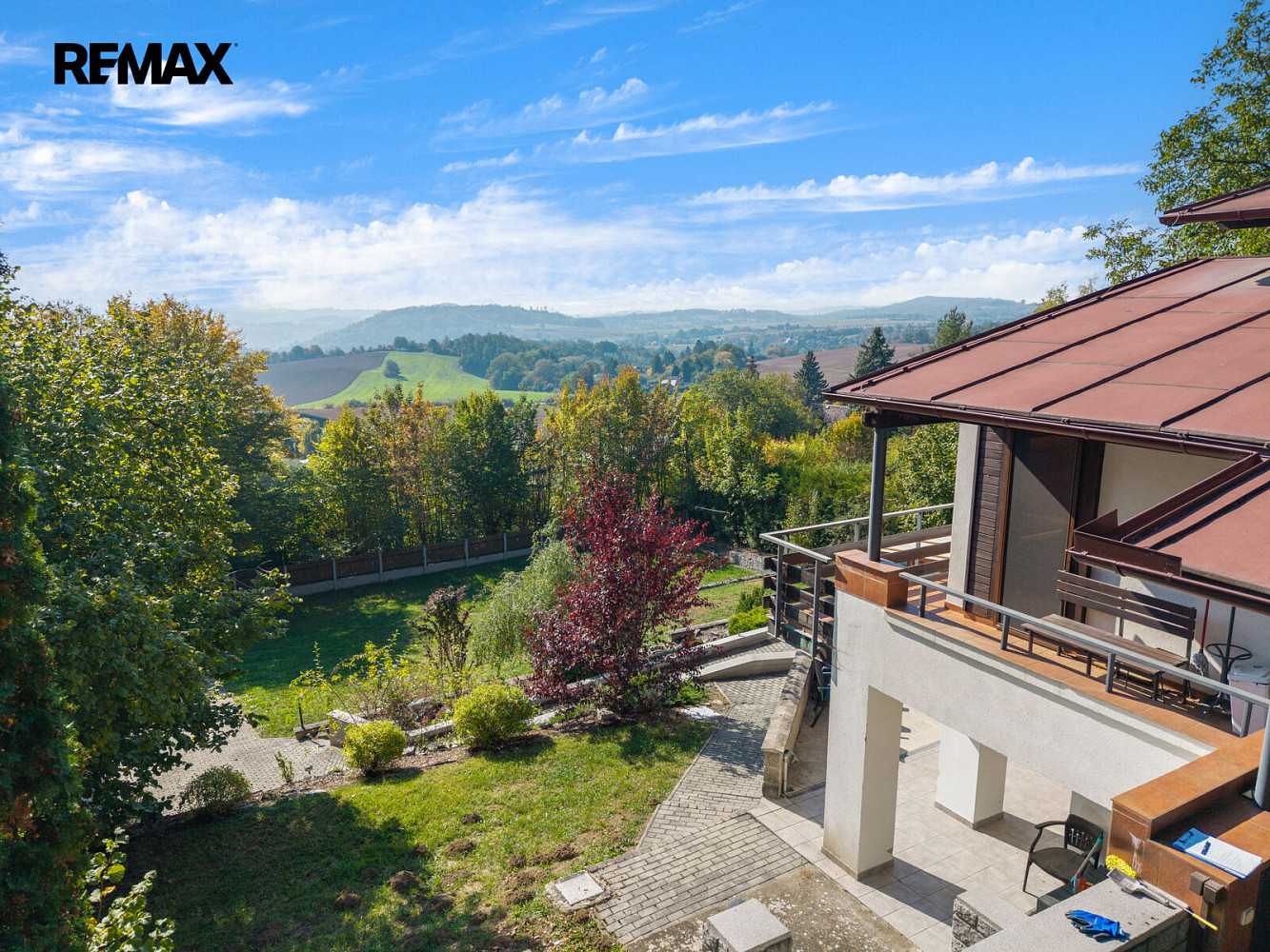 Prodej stavebního pozemku 2 743 m²