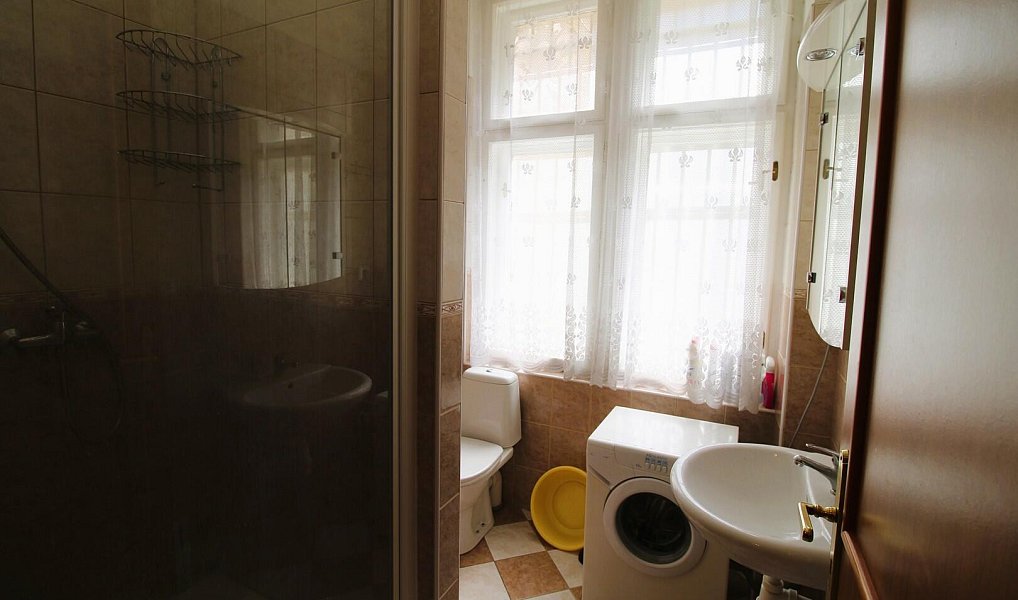 Prodej bytu 3+1 91 m², Karlovy Vary – náhled fotky 7