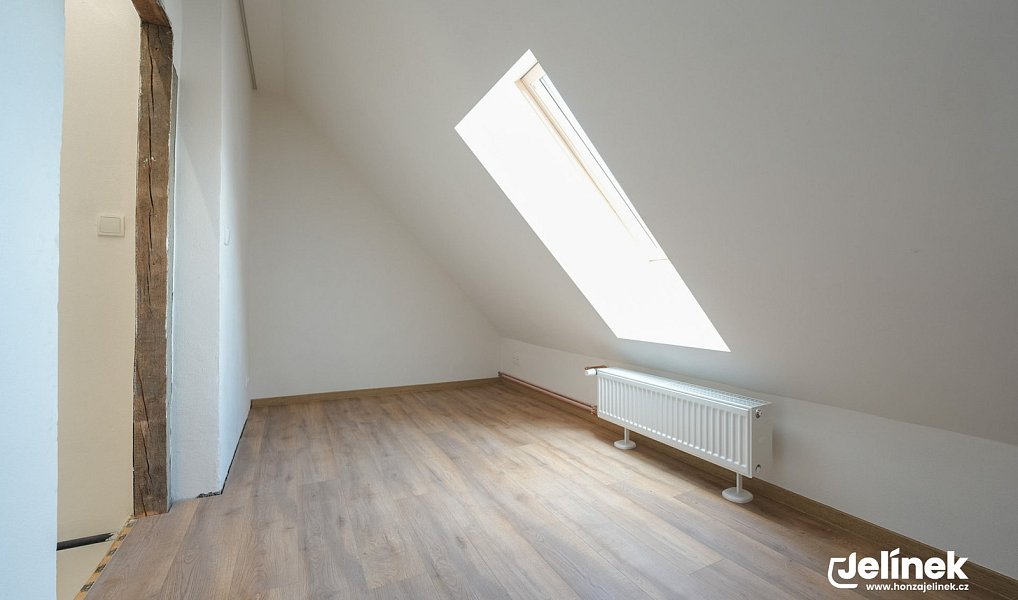 Prodej bytu 4+1 117 m², Polička – náhled fotky 14