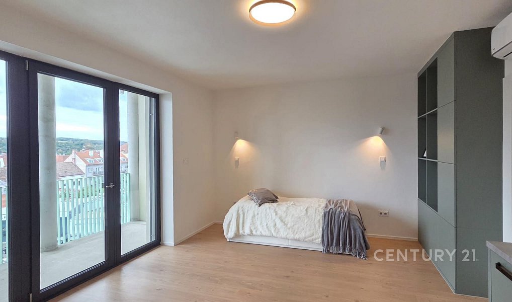Pronájem bytu 1+kk 35 m², Znojmo – náhled fotky 6