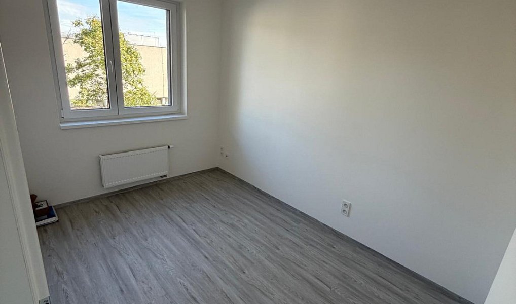 Pronájem bytu 2+kk 52 m², Praha – náhled fotky 3