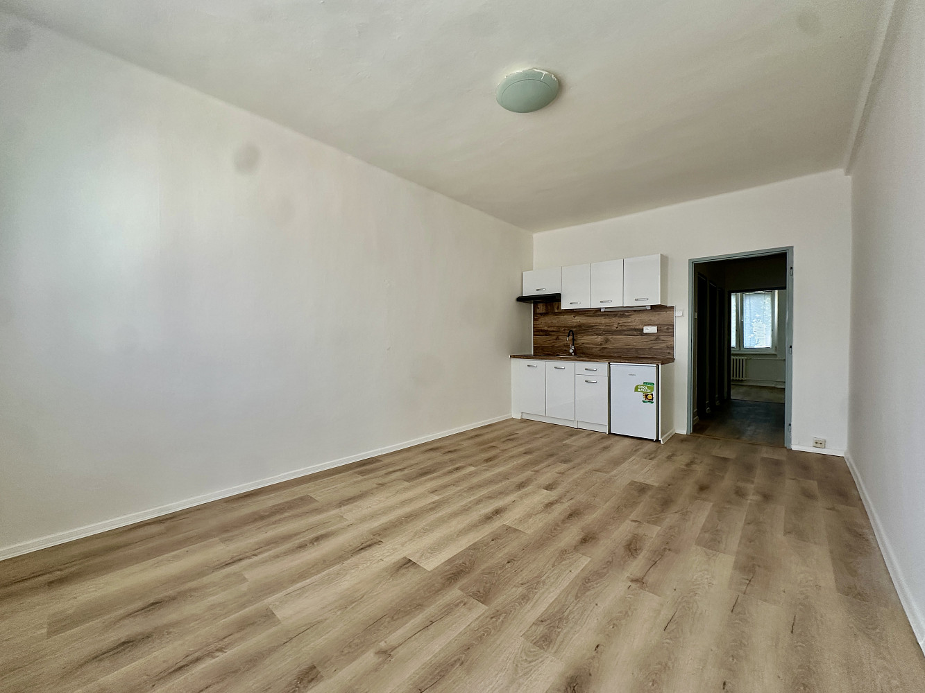 Pronájem bytu 2+kk 37 m² — photo 4
