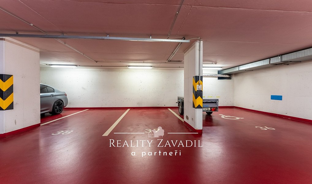 Prodej garážového stání 13 m2, Praha - Kyje, Praha – náhled fotky 4