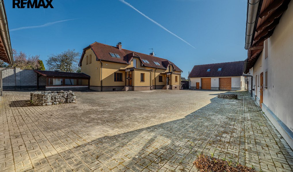 Prodej domu 1 145 m² s pozemkem 5 268 m², Petříkov – náhled fotky 2