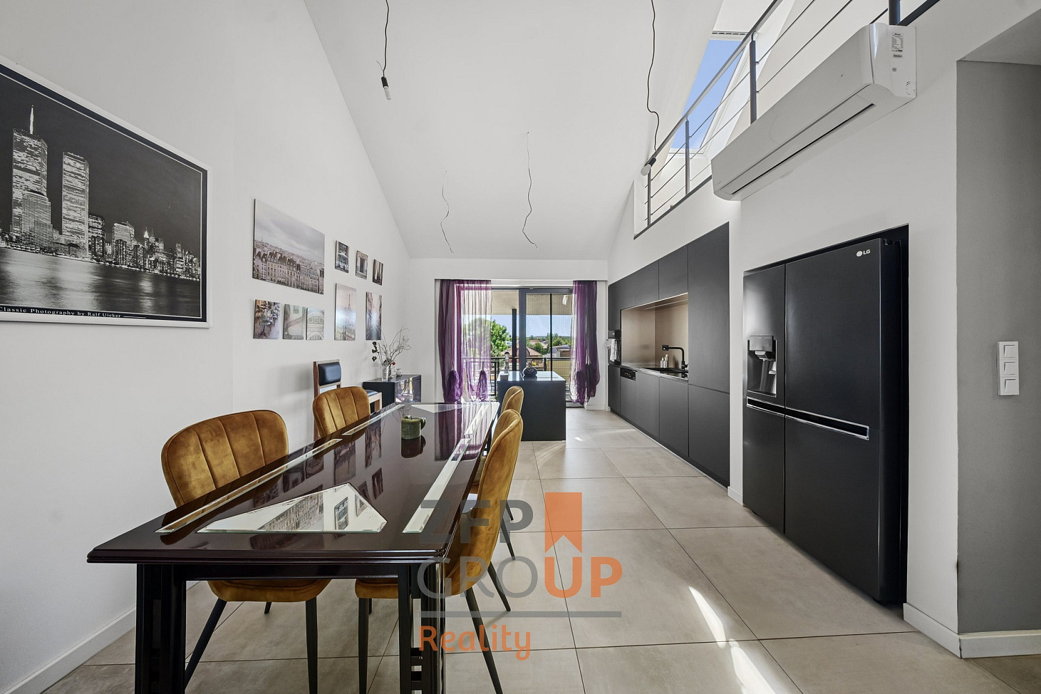 Prodej domu 417 m² s pozemkem 210 m² – další