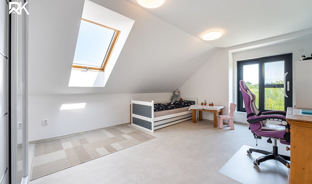Prodej domu 279 m² s pozemkem 1 184 m², Grunta – náhled fotky 16