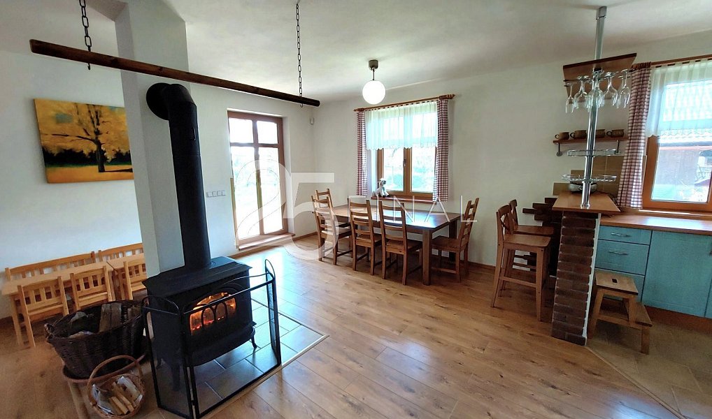 Pronájem domu 200 m² s pozemkem 1 093 m², Osek – náhled fotky 14