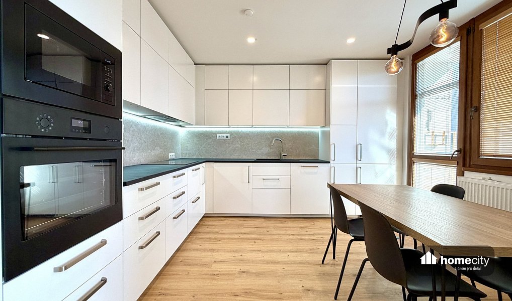 Pronájem bytu 3+kk 68 m², Pardubice – náhled fotky 2