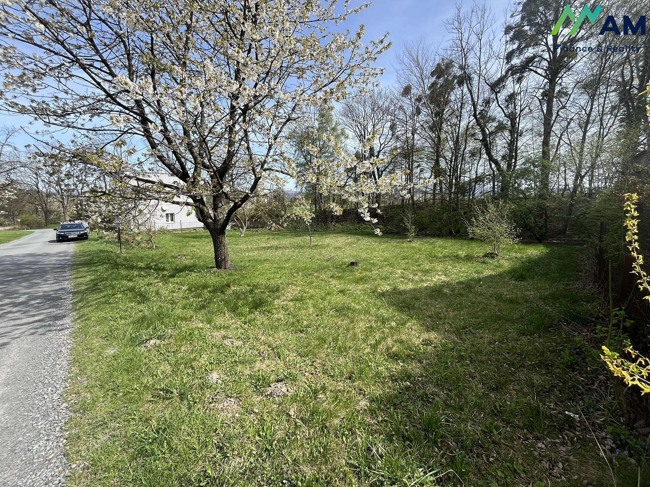 Prodej stavebního pozemku 1 070 m² – pohled 4