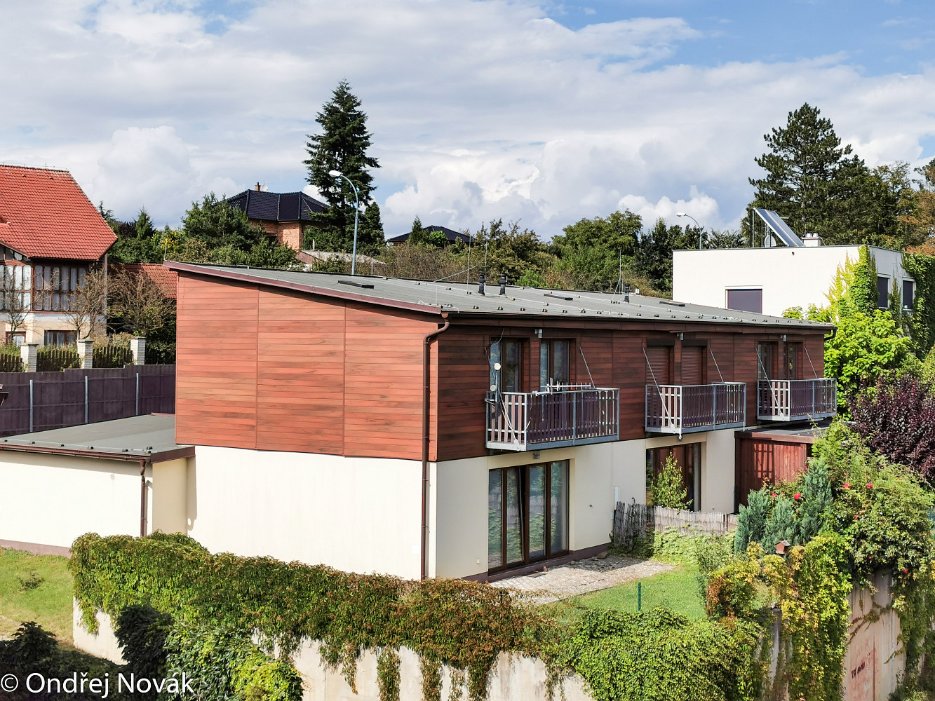 Pronájem domu 120 m² s pozemkem 101 m², Černošice