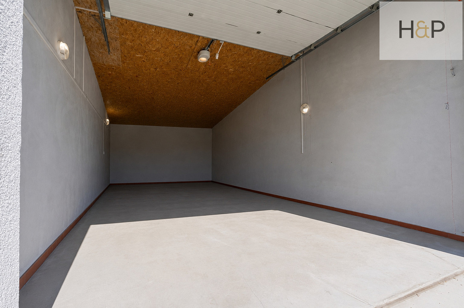 Prostorná garáž, 45 m2 s menším pozemkem, sudkov, okr. šumperk — photo 4