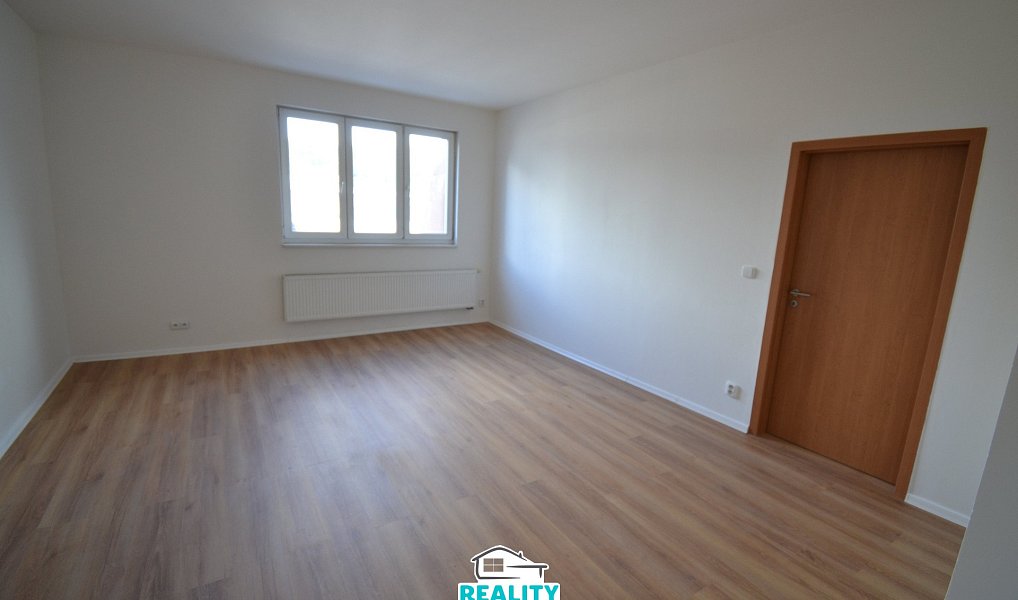Pronájem bytu 2+1 70 m², Ústí nad Labem – náhled fotky 3