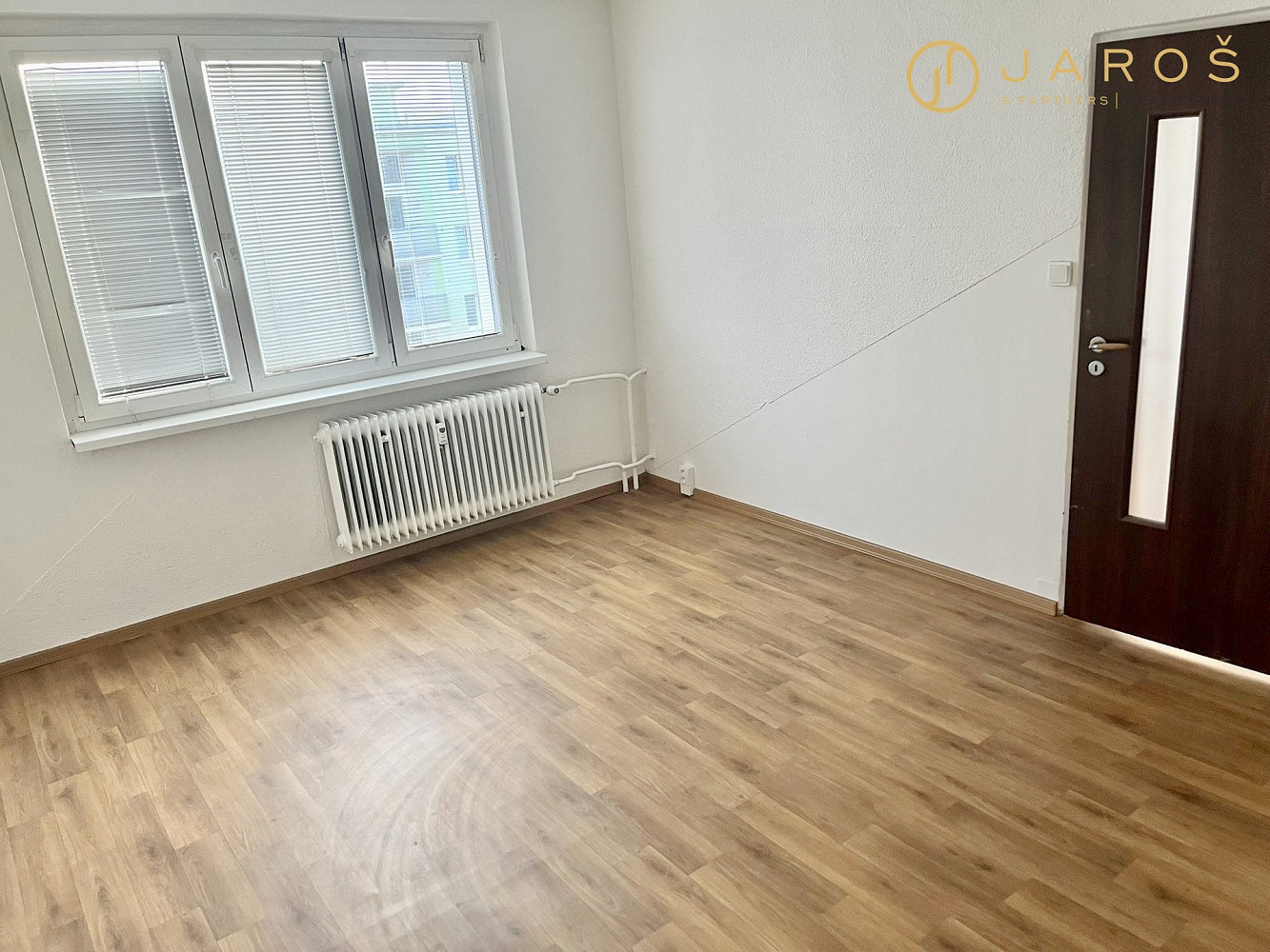 Pronájem bytu 1+1 36 m² – fotografie 2