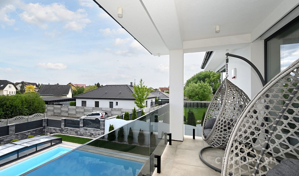Prodej domu 243 m² s pozemkem 850 m², Květnice – náhled fotky 19