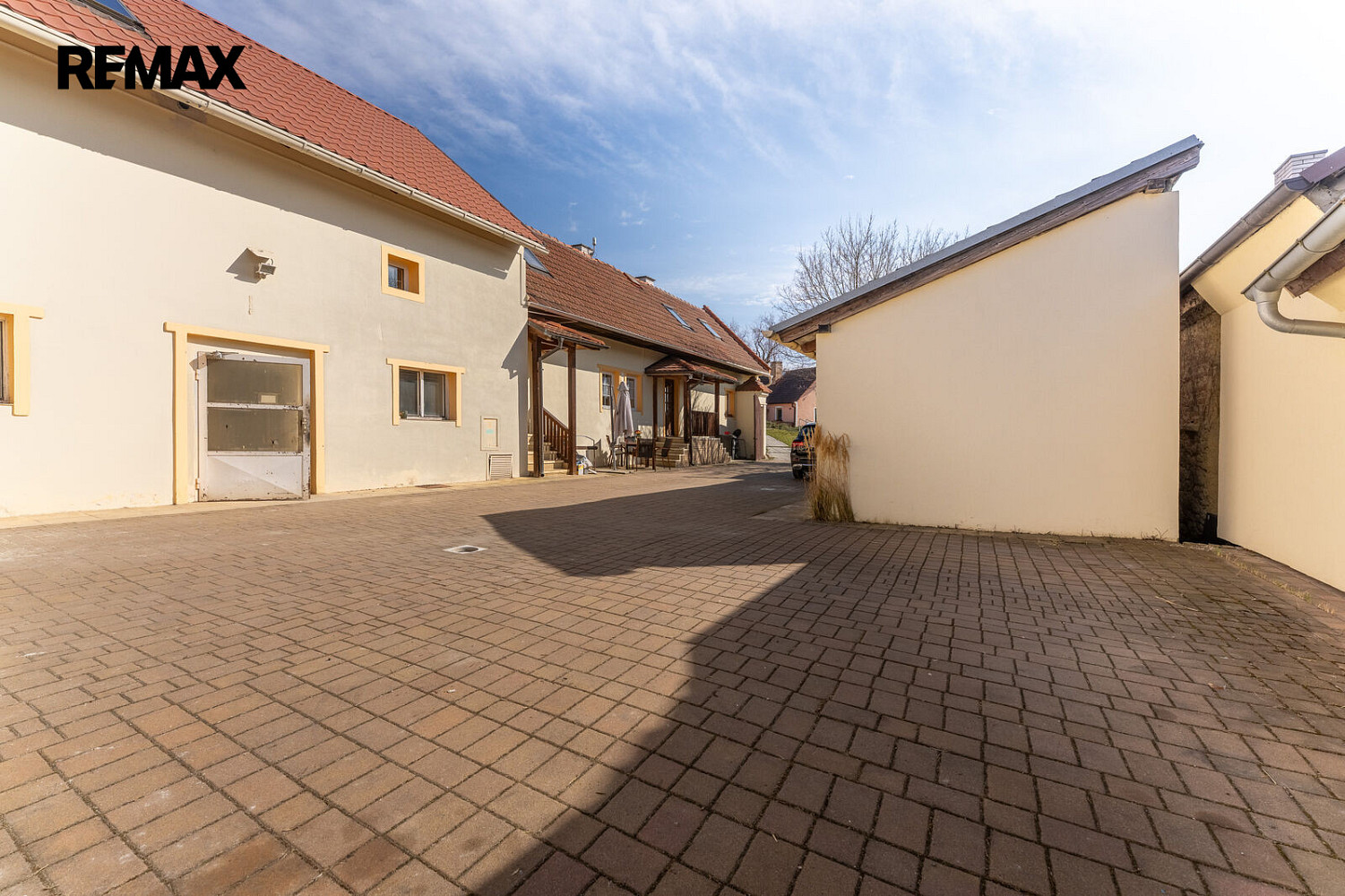 Pronájem skladovacích prostor 4 300 m² – fotografie 5