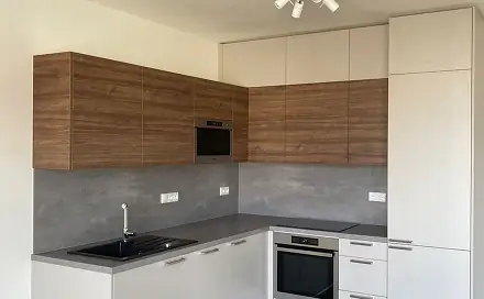 Pronájem bytu 3+kk 79 m², Brněnská, Šlapanice, okres Brno-venkov