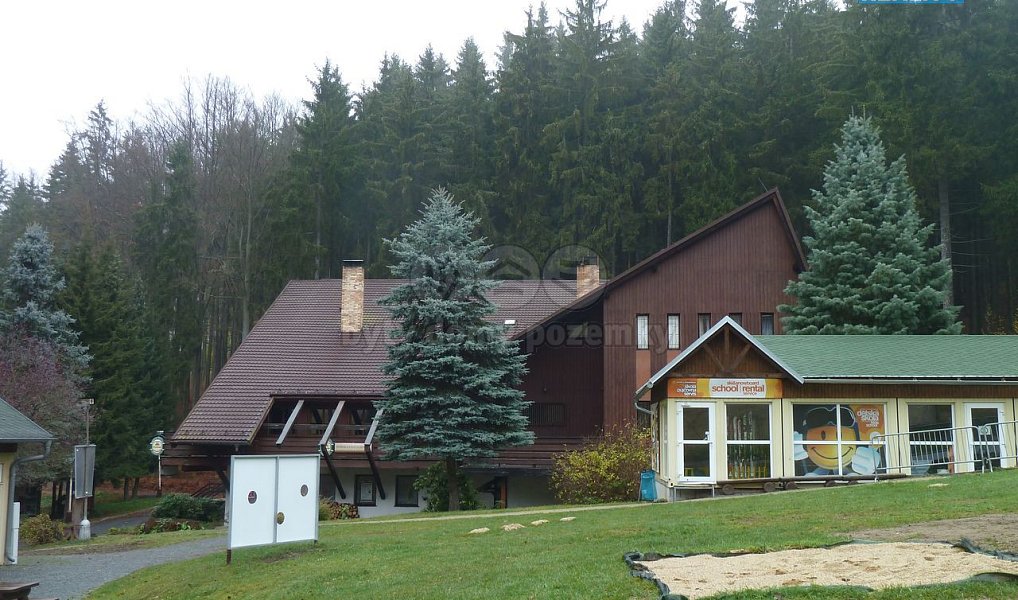 Prodej ubytovacího objektu 1 238 m², Mariánské Lázně – náhled fotky 2
