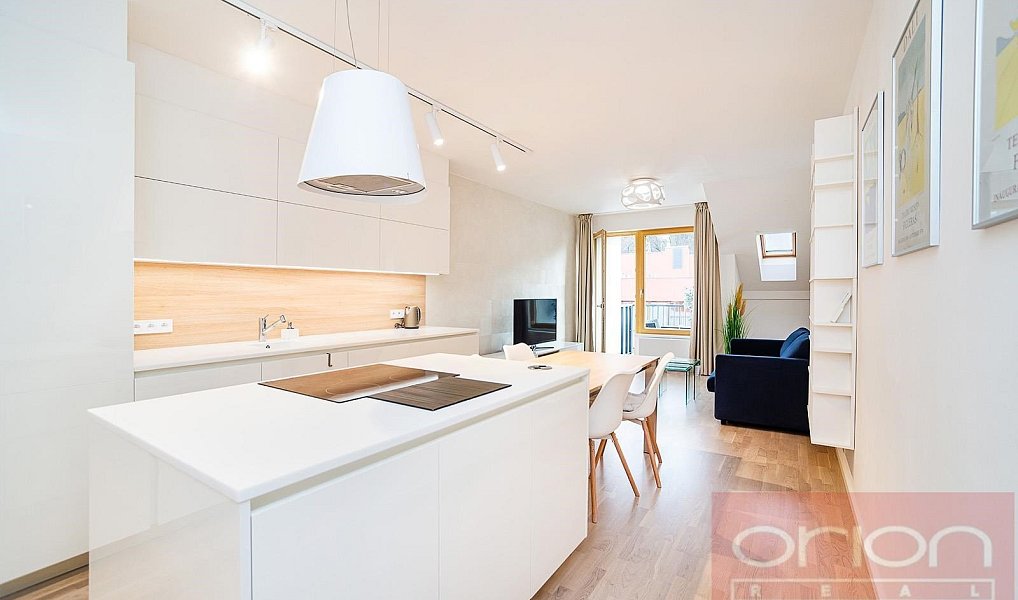 Pronájem bytu 4+kk 97 m², Praha – náhled fotky 3