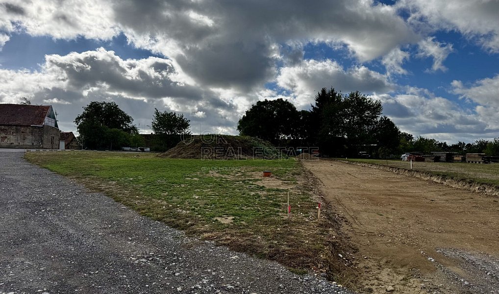 Prodej stavebního pozemku 1 454 m², Římov – náhled fotky 5